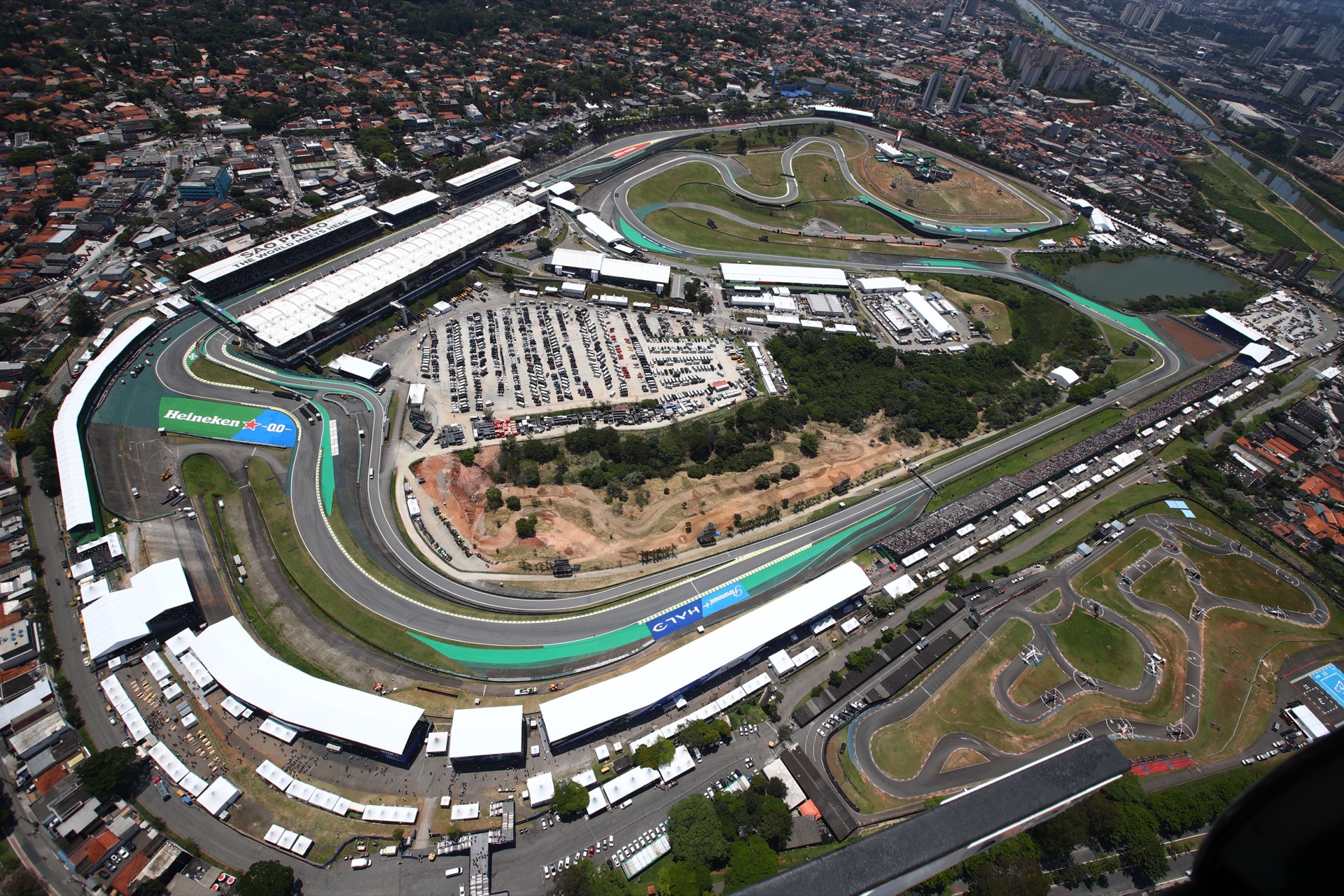 Vista aérea do Autódromo de Interlagos